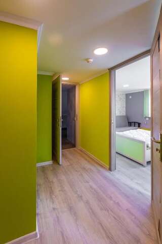 Хостелы Oliva Inn & Hostel Баку Двухместный номер эконом-класса с 2 отдельными кроватями-7